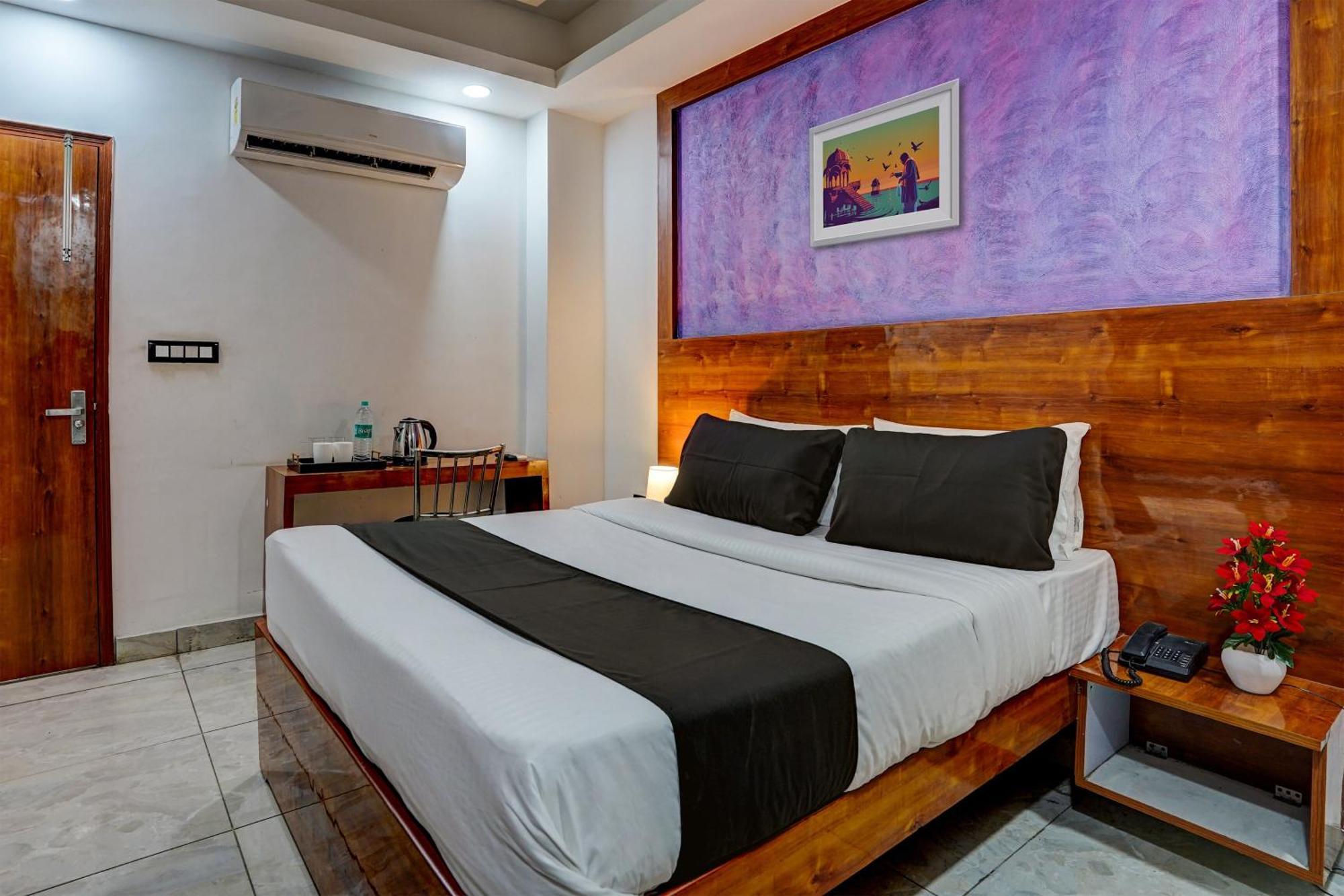 Hotel Hight Krone A Family Hotel Near Igi Airport Delhi New Delhi Extérieur photo