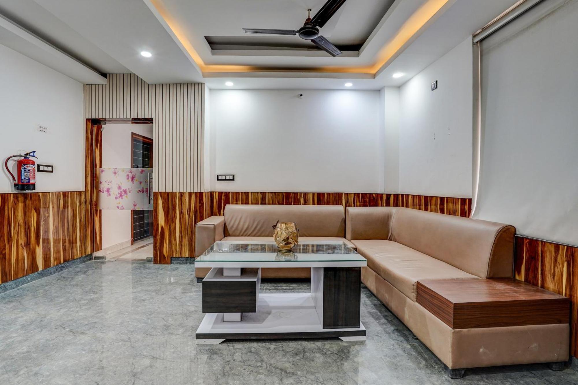 Hotel Hight Krone A Family Hotel Near Igi Airport Delhi New Delhi Extérieur photo