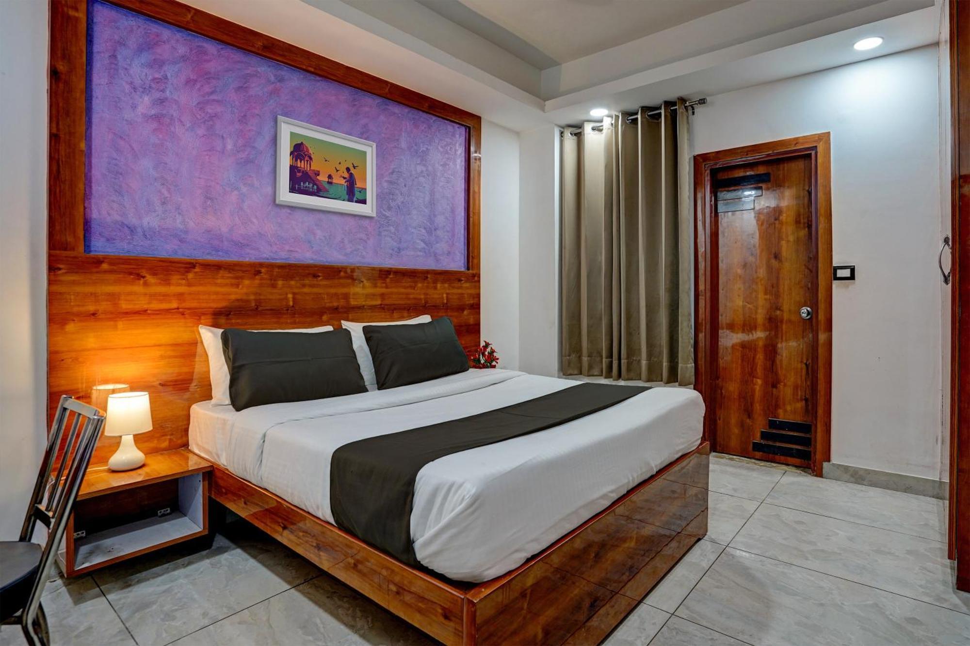 Hotel Hight Krone A Family Hotel Near Igi Airport Delhi New Delhi Extérieur photo