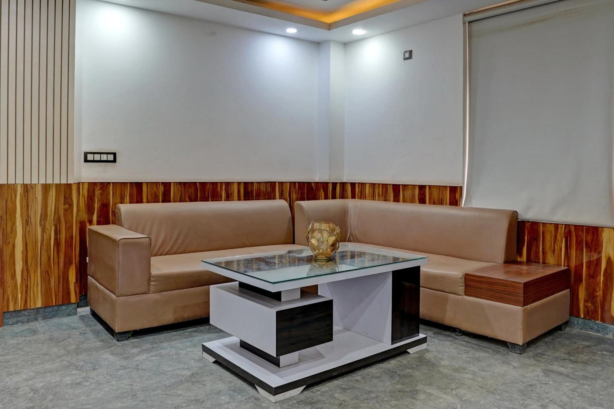 Hotel Hight Krone A Family Hotel Near Igi Airport Delhi New Delhi Extérieur photo